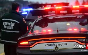 UN DANGER SUR LA ROUTE - Un camion semi-remorque retiré de la route ainsi que le chauffeur 